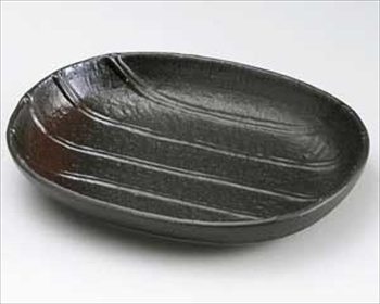 黒伊賀十草彫楕円鉢