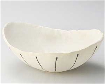 白黒十草変型鉢